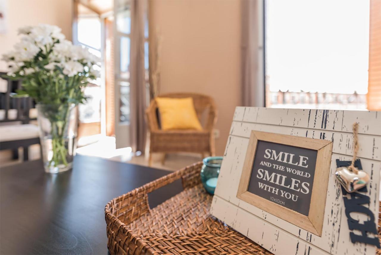 Boutique Apartments In The Heart Of Madrid Exterior foto